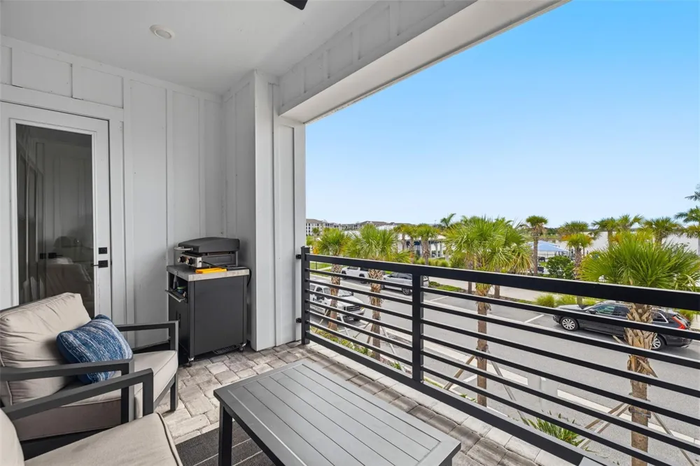 1528 SKYSAIL LANE Sarasota, FL 34240