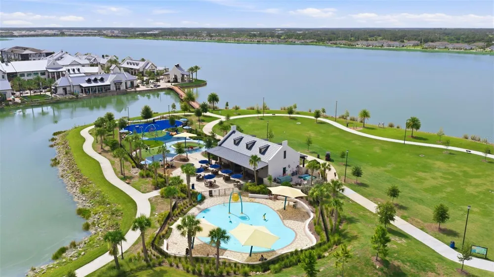 1528 SKYSAIL LANE Sarasota, FL 34240