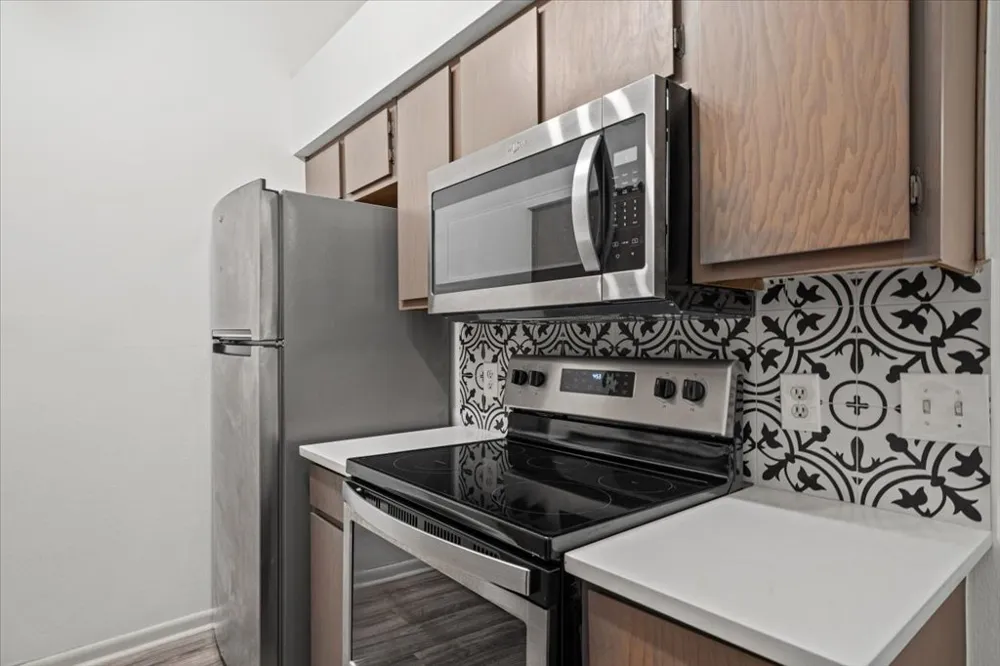 1705 Crossing Place #114 Austin, TX 78741