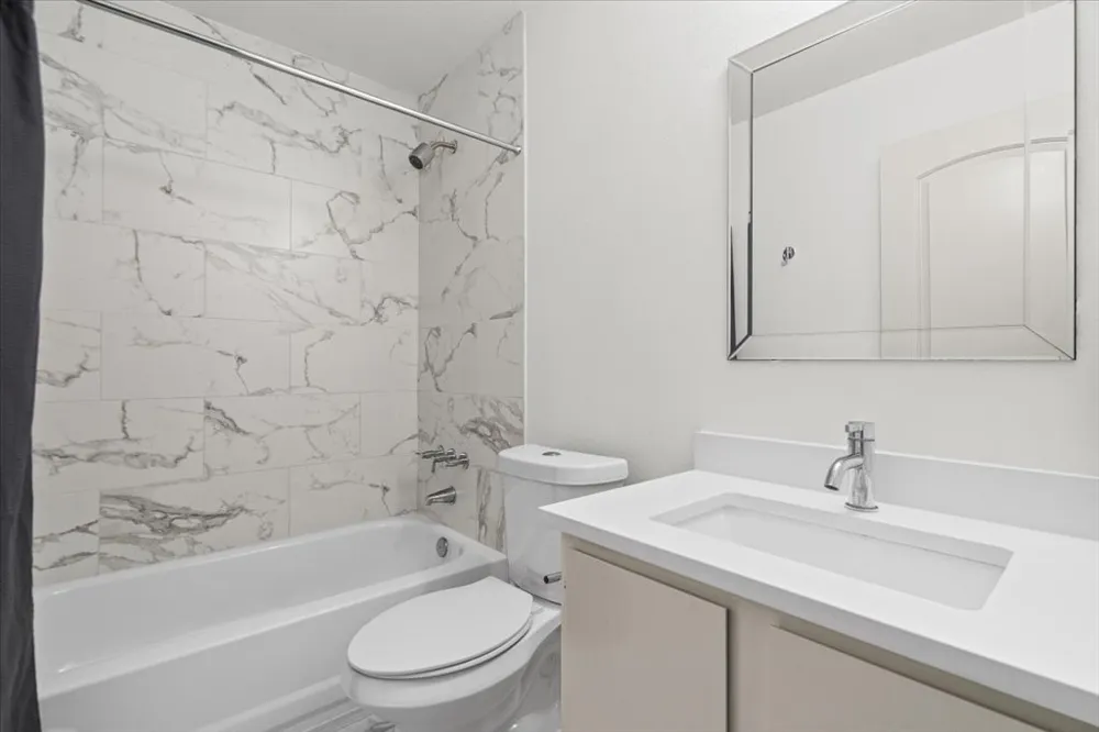 1705 Crossing Place #114 Austin, TX 78741