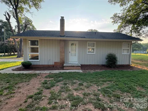 124 Roxie Lane