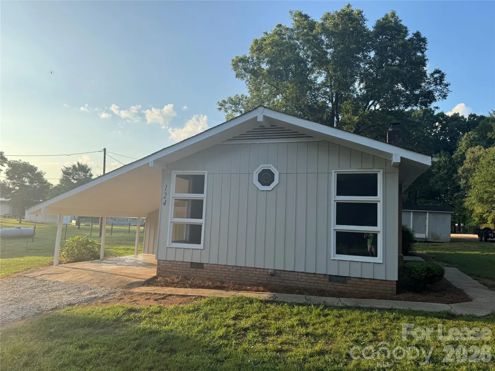 124 Roxie Lane Belmont, NC 28012