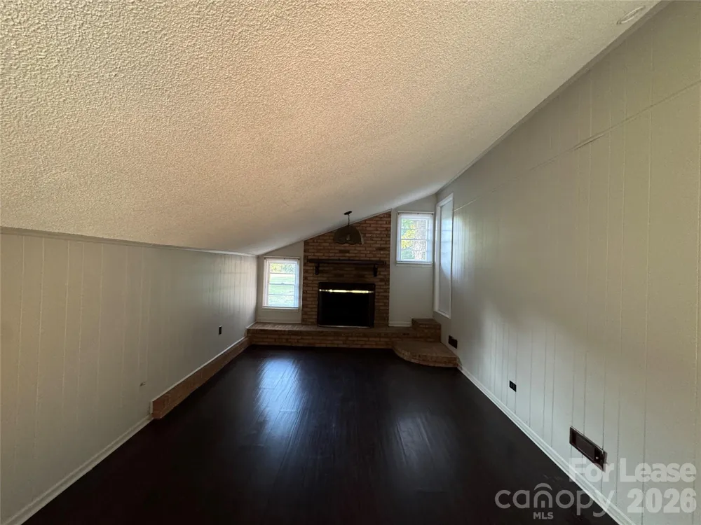 124 Roxie Lane Belmont, NC 28012
