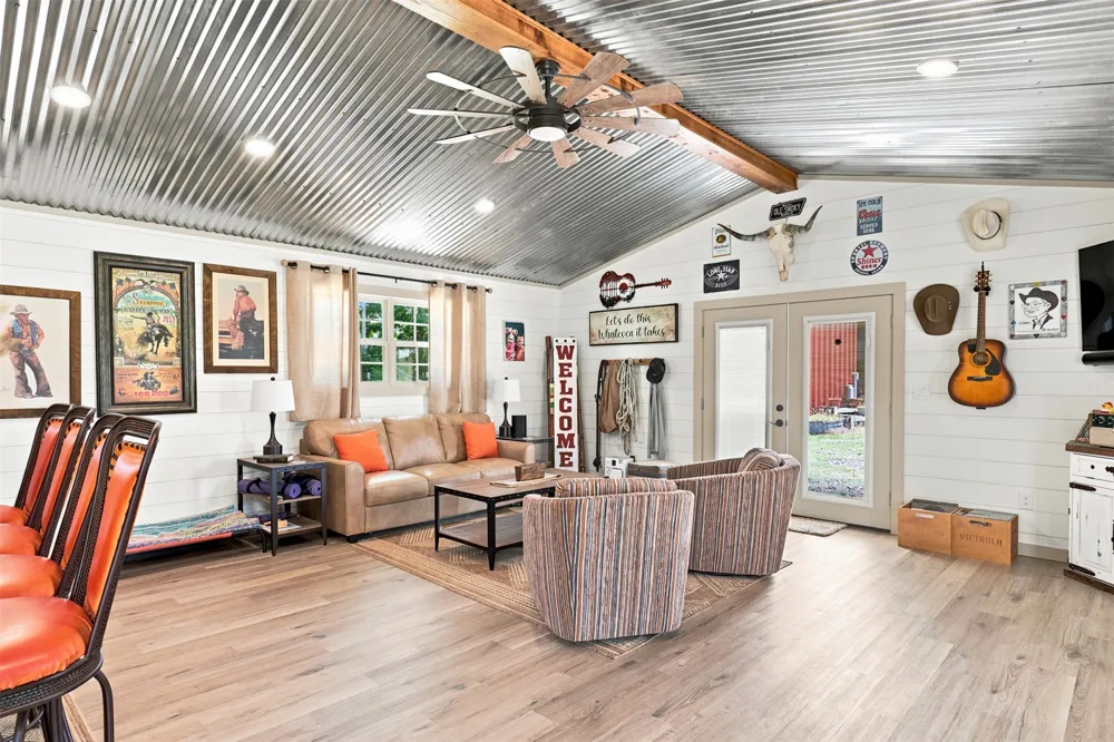 159 County Road 3195 Winnsboro, TX 75494
