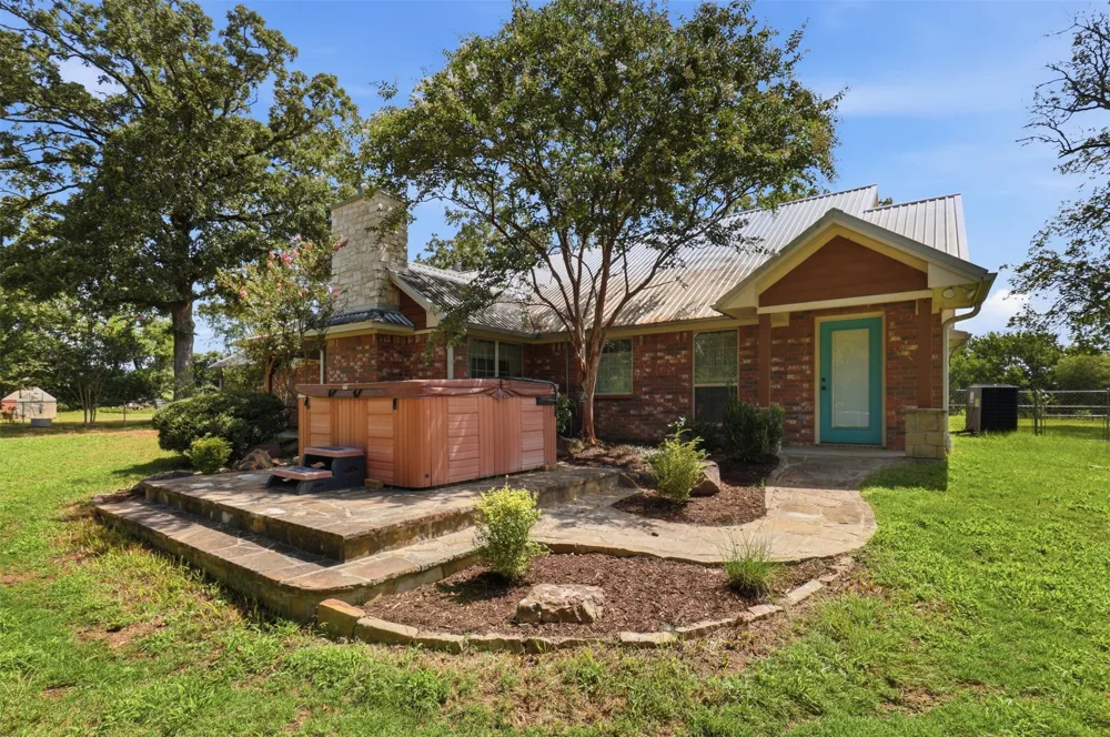 159 County Road 3195 Winnsboro, TX 75494