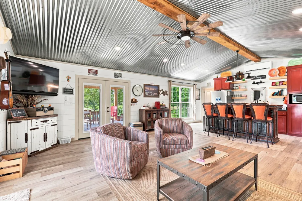 159 County Road 3195 Winnsboro, TX 75494