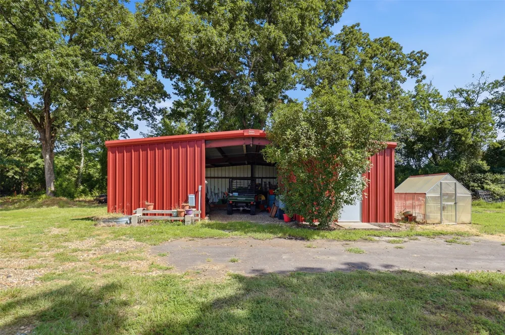 159 County Road 3195 Winnsboro, TX 75494