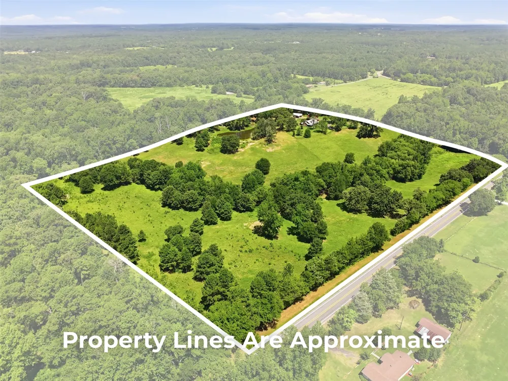 159 County Road 3195 Winnsboro, TX 75494