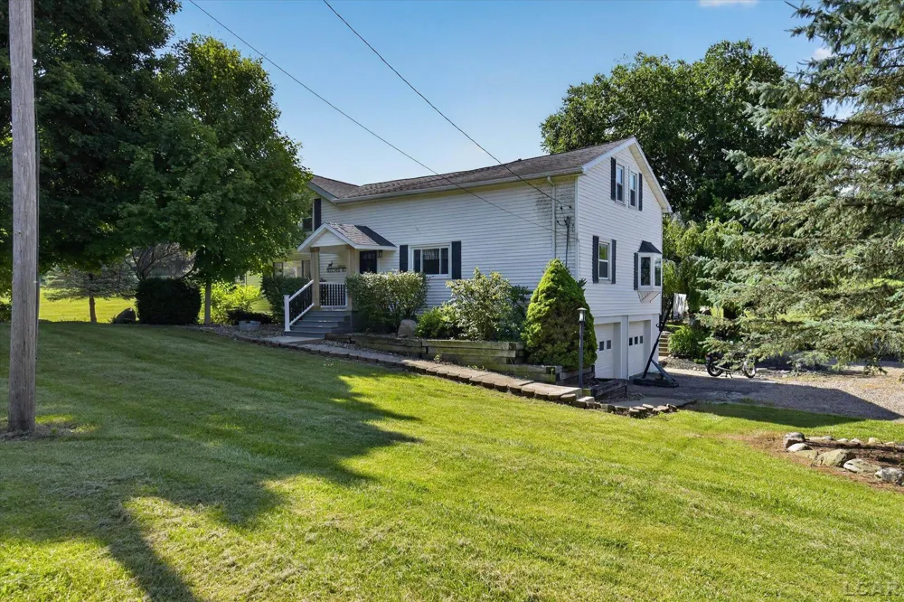 12931 Beecher Road Pittsford Township, MI 49247