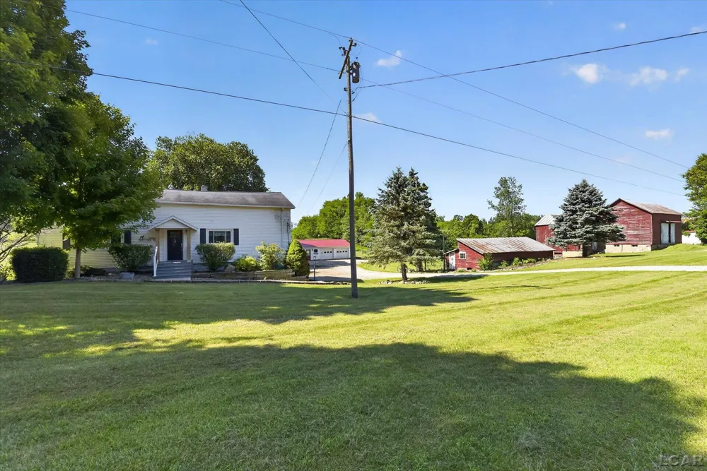 12931 Beecher Road Pittsford Township, MI 49247
