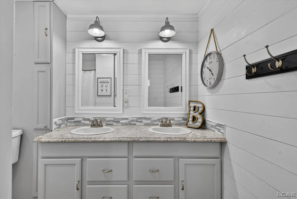 12931 Beecher Road Pittsford Township, MI 49247