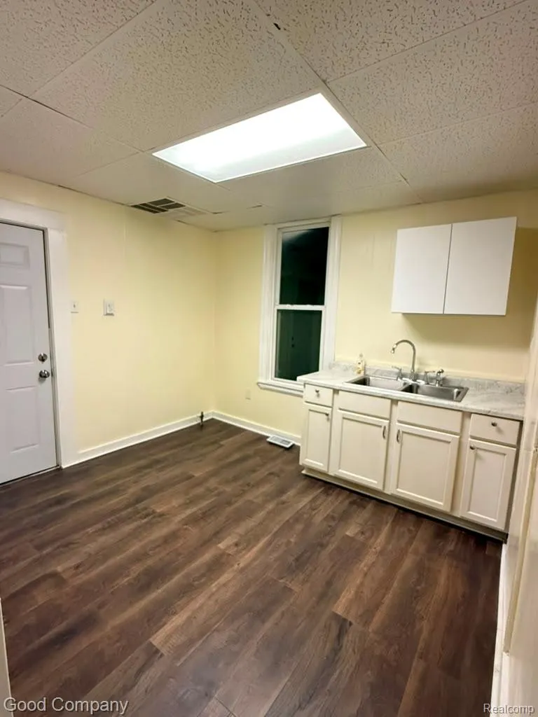 1521 18th Street Detroit City, MI 48216