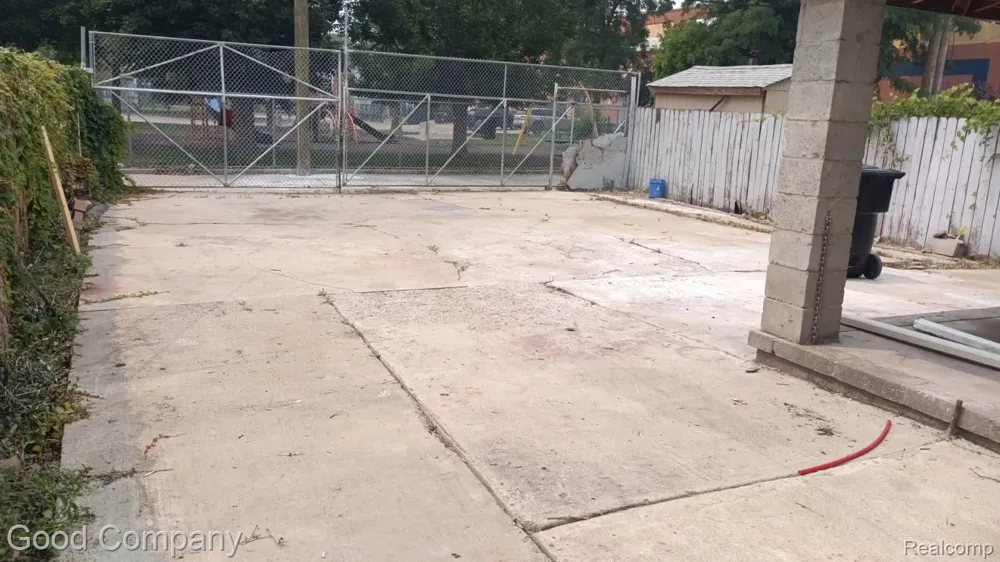 1521 18th Street Detroit City, MI 48216