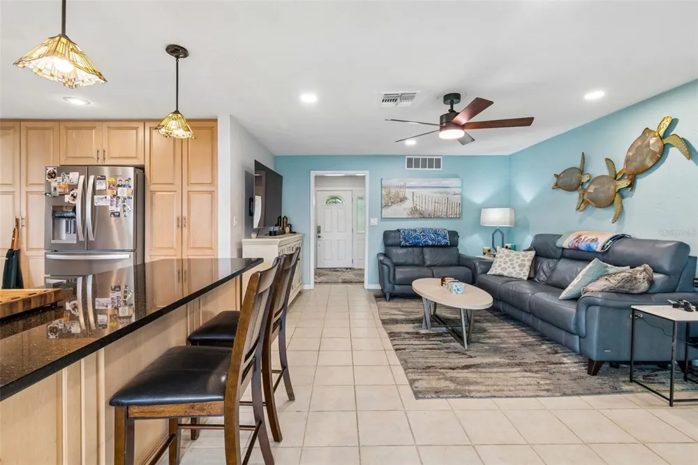 1473 50TH AVENUE NE St Petersburg, FL 33703