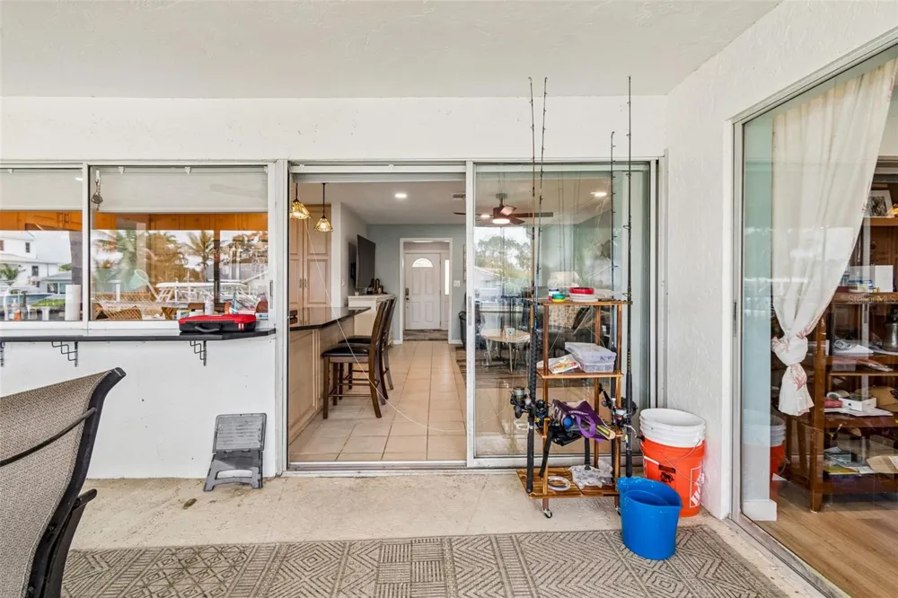 1473 50TH AVENUE NE St Petersburg, FL 33703