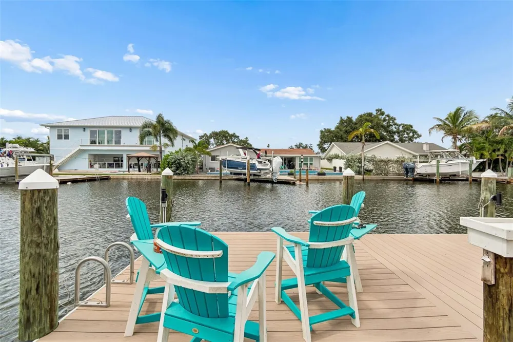 1473 50TH AVENUE NE St Petersburg, FL 33703