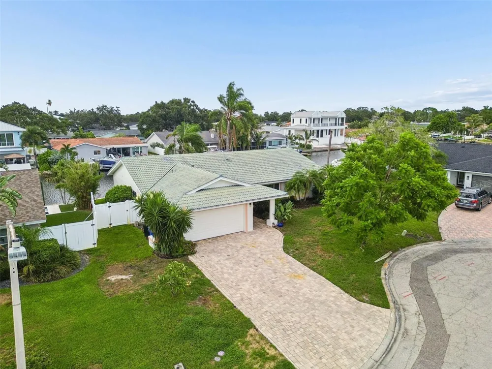 1473 50TH AVENUE NE St Petersburg, FL 33703