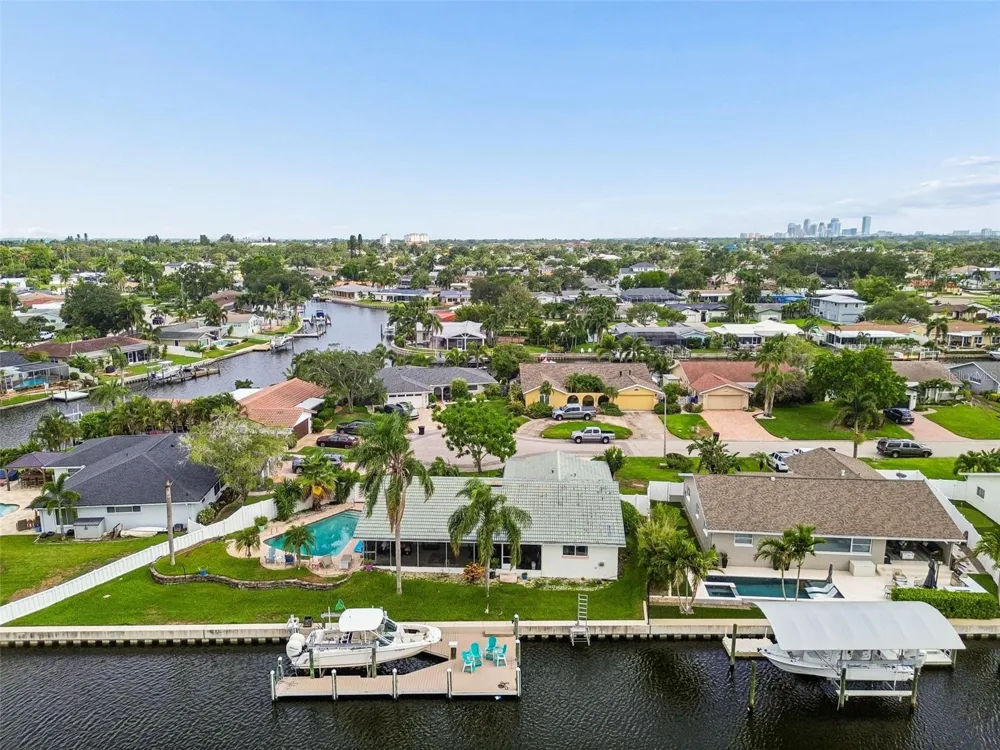 1473 50TH AVENUE NE St Petersburg, FL 33703