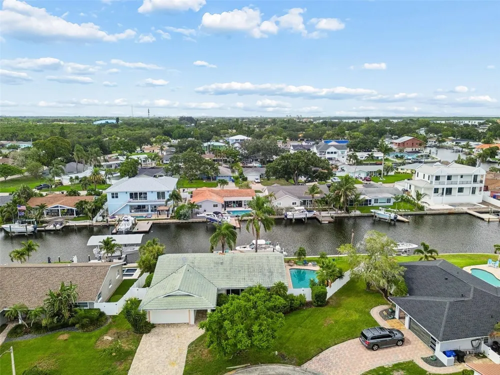 1473 50TH AVENUE NE St Petersburg, FL 33703