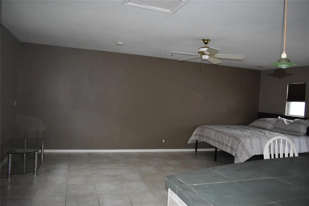 4521 Maple Street Bellaire, TX 77401
