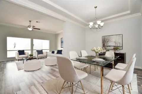 606 Eldridge Parkway #3
