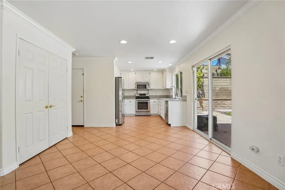 21117 Oakleaf Canyon Drive Newhall, CA 91321