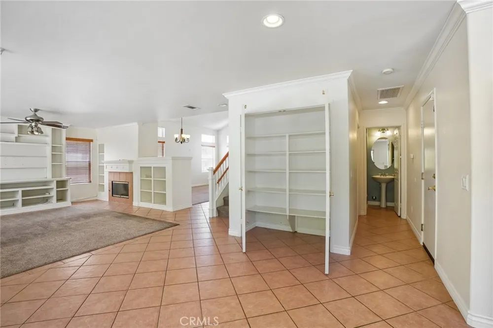 21117 Oakleaf Canyon Drive Newhall, CA 91321