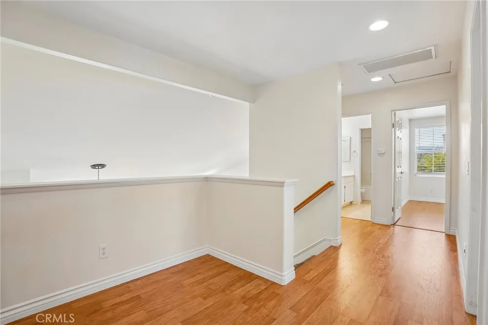 21117 Oakleaf Canyon Drive Newhall, CA 91321