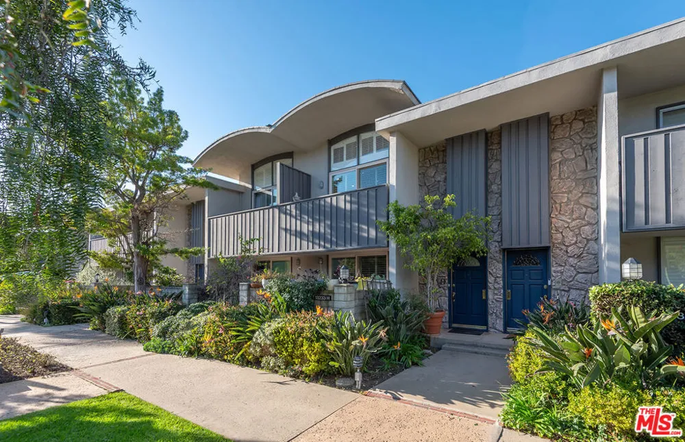13233 Fiji Way #H Marina del Rey, CA 90292