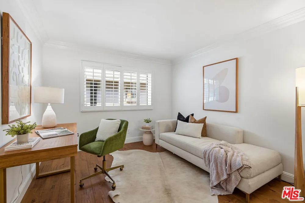 13233 Fiji Way #H Marina del Rey, CA 90292