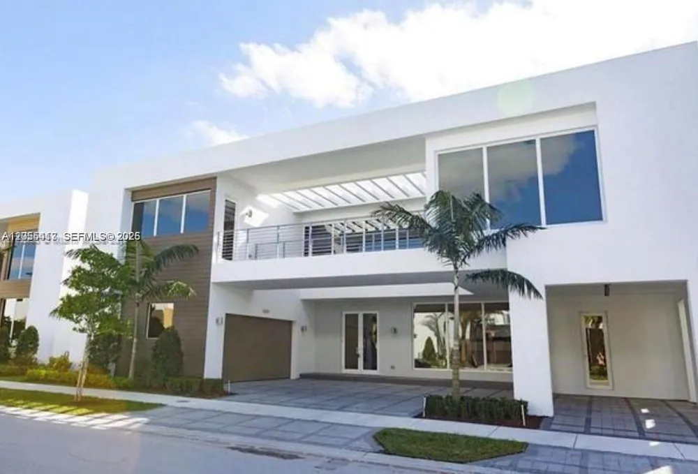 10250 NW 74th Ter #0 Doral, FL 33178