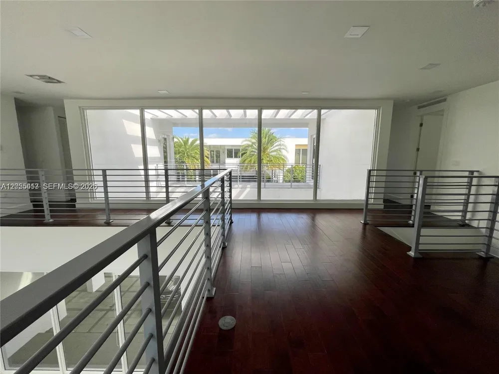 10250 NW 74th Ter #0 Doral, FL 33178