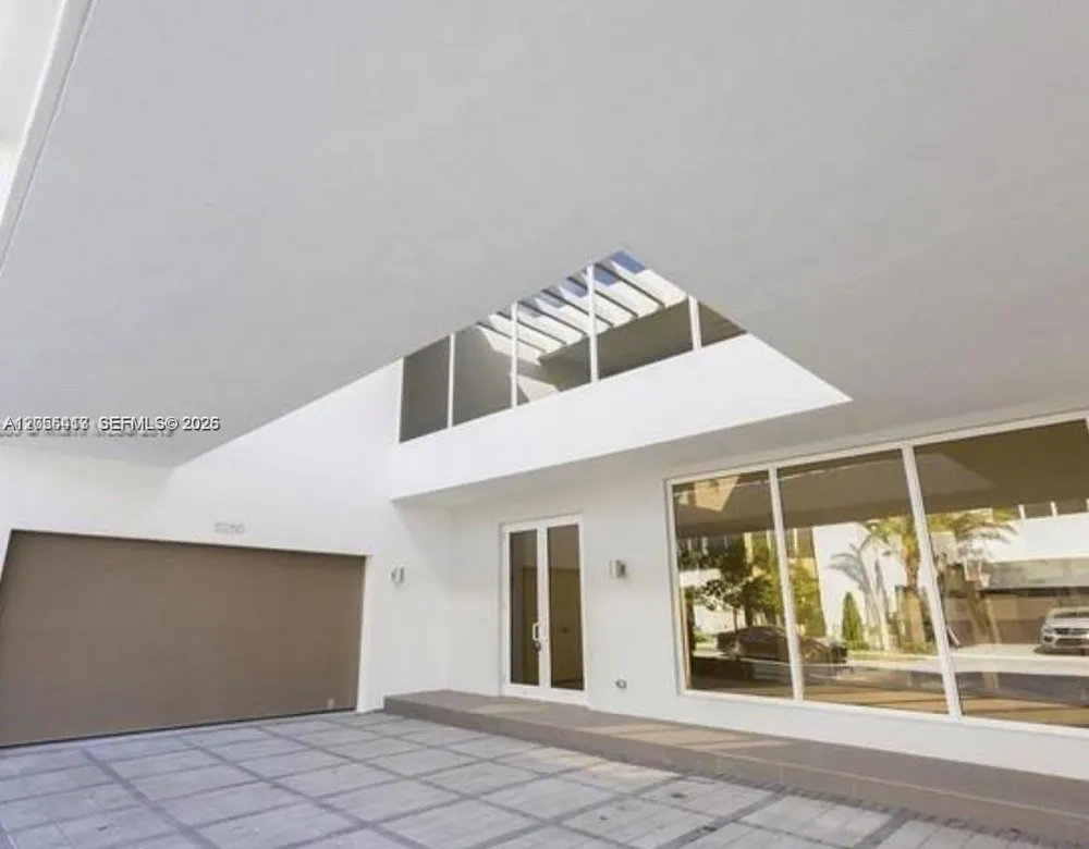 10250 NW 74th Ter #0 Doral, FL 33178
