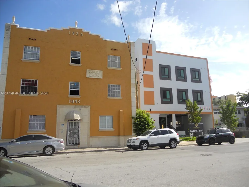 1043 NW 2nd St #9 Miami, FL 33128