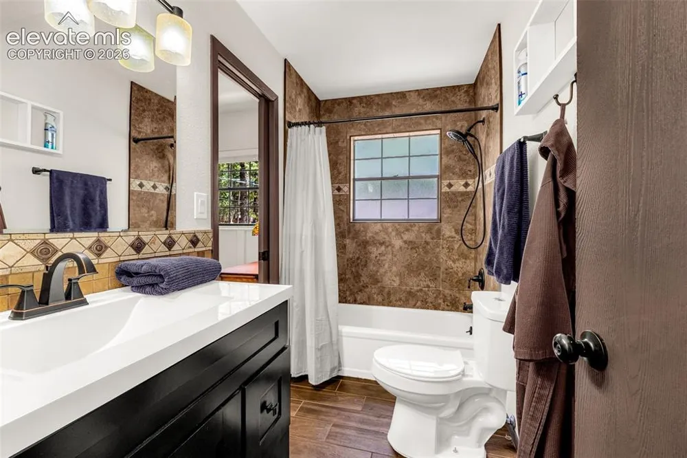 917 Centre Camino Woodland Park, CO 80863