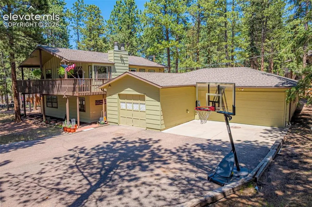 917 Centre Camino Woodland Park, CO 80863