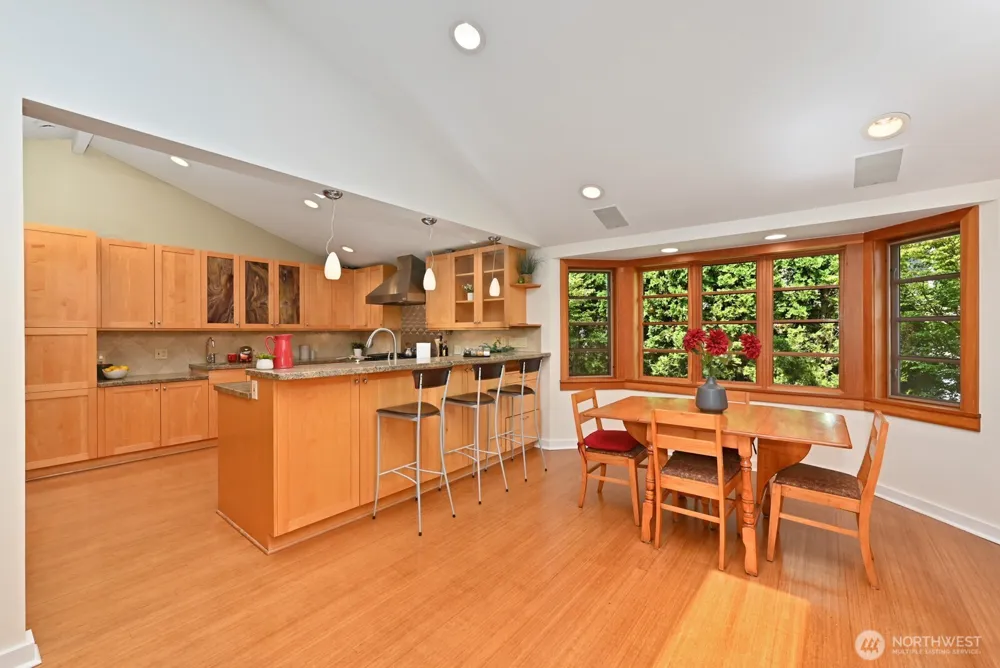 17236 NE 6th Place Bellevue, WA 98008