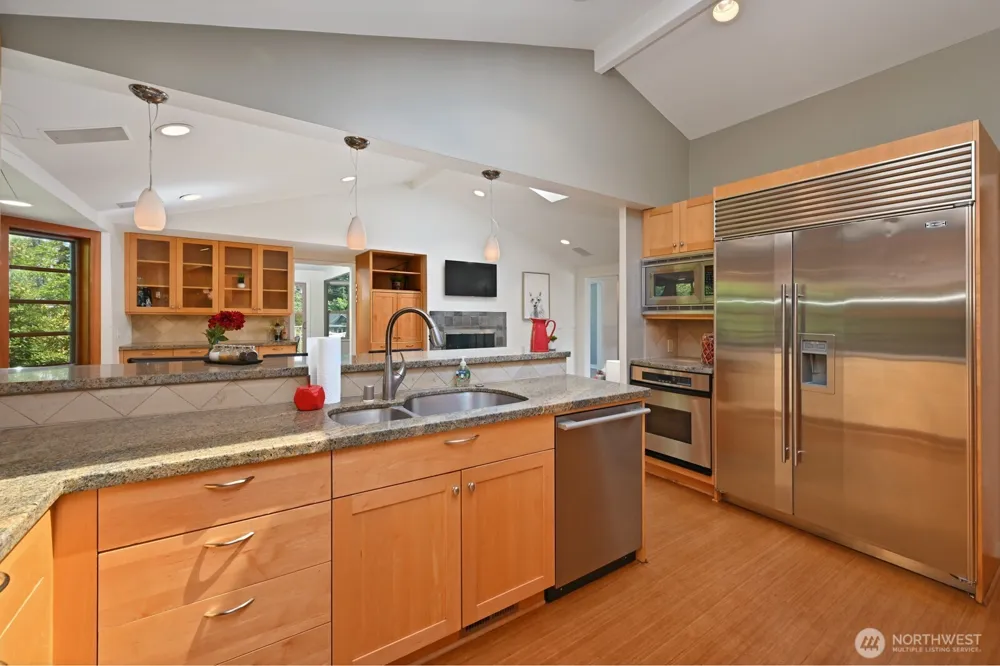 17236 NE 6th Place Bellevue, WA 98008