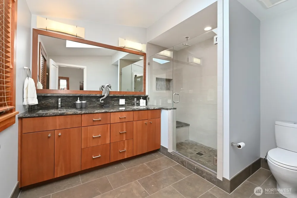 17236 NE 6th Place Bellevue, WA 98008