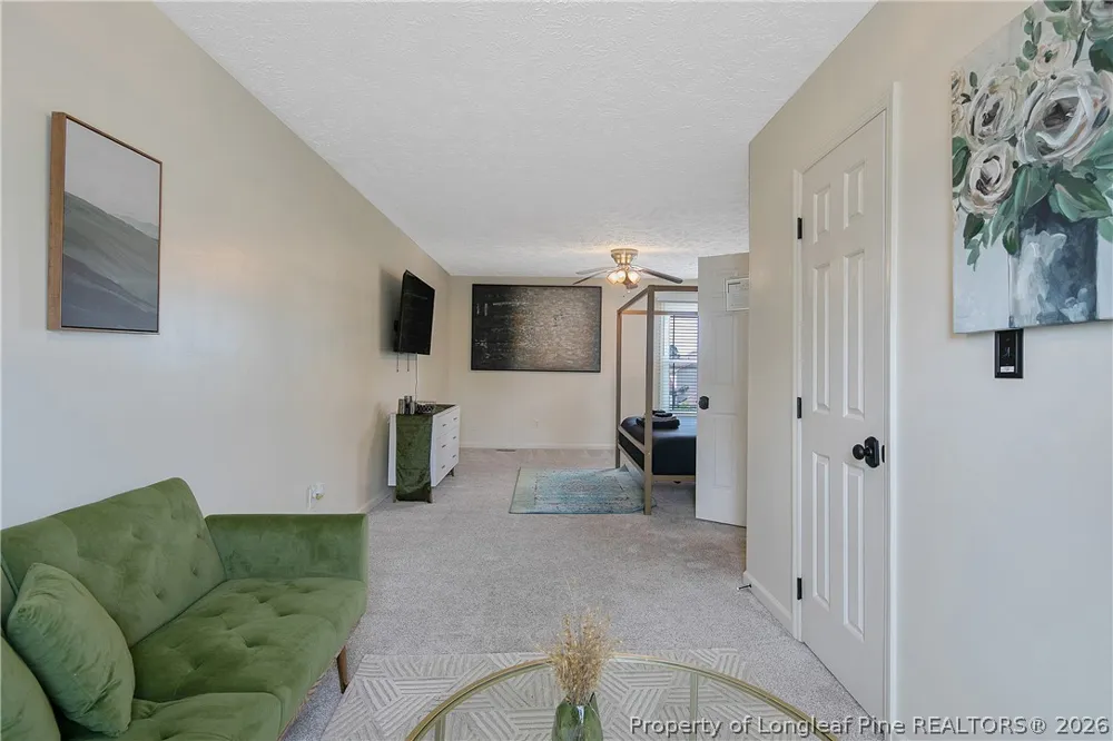 6213 Streeter Drive Hope Mills, NC 28348