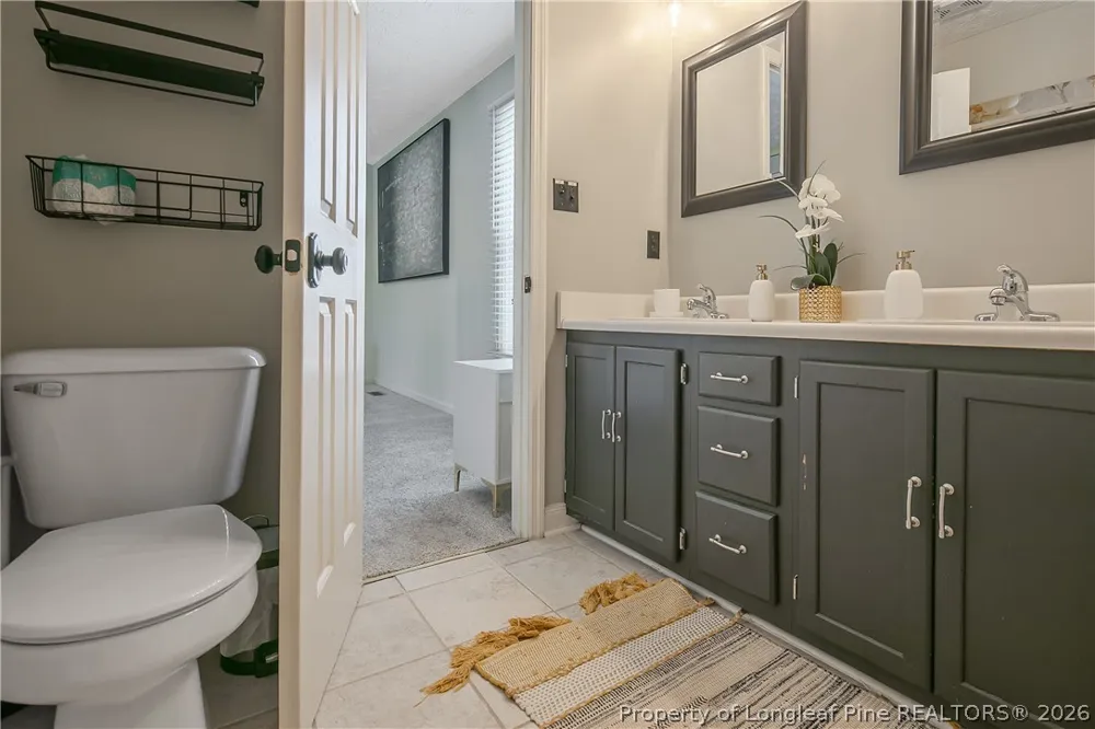 6213 Streeter Drive Hope Mills, NC 28348