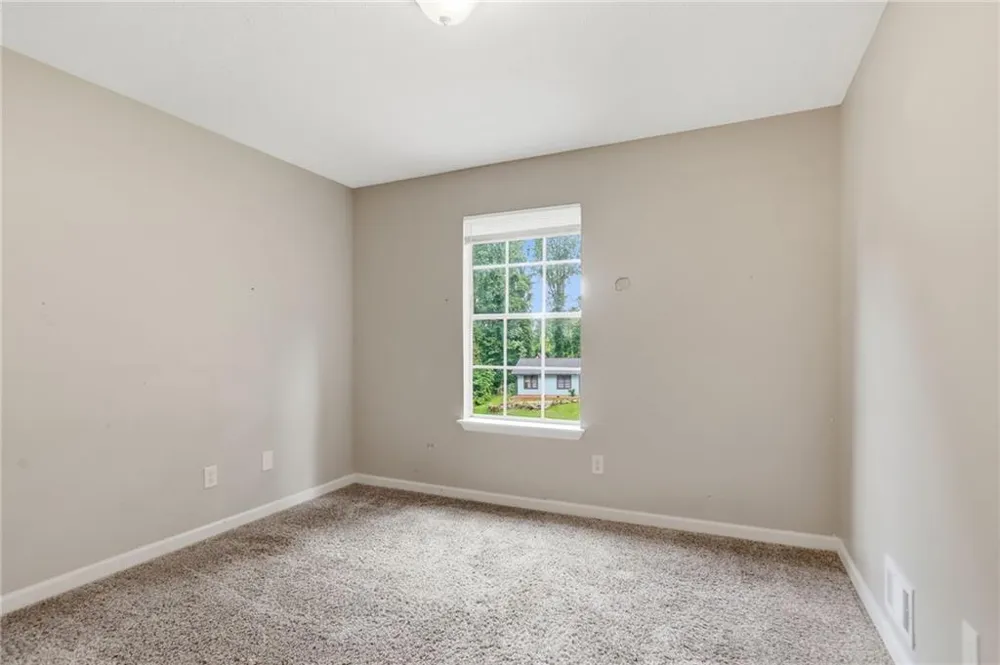 5516 Liberty Road Union City, GA 30291