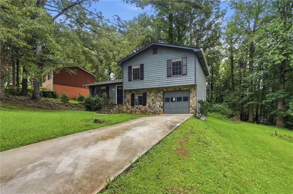 5516 Liberty Road Union City, GA 30291