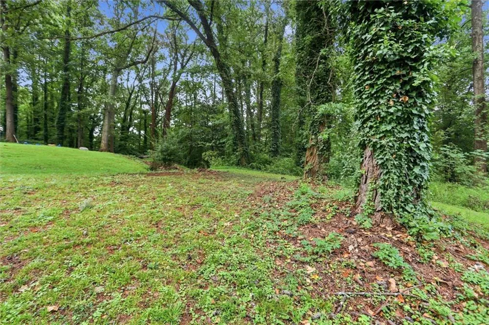 5516 Liberty Road Union City, GA 30291