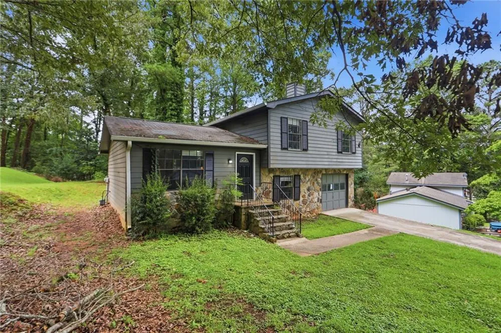 5516 Liberty Road Union City, GA 30291