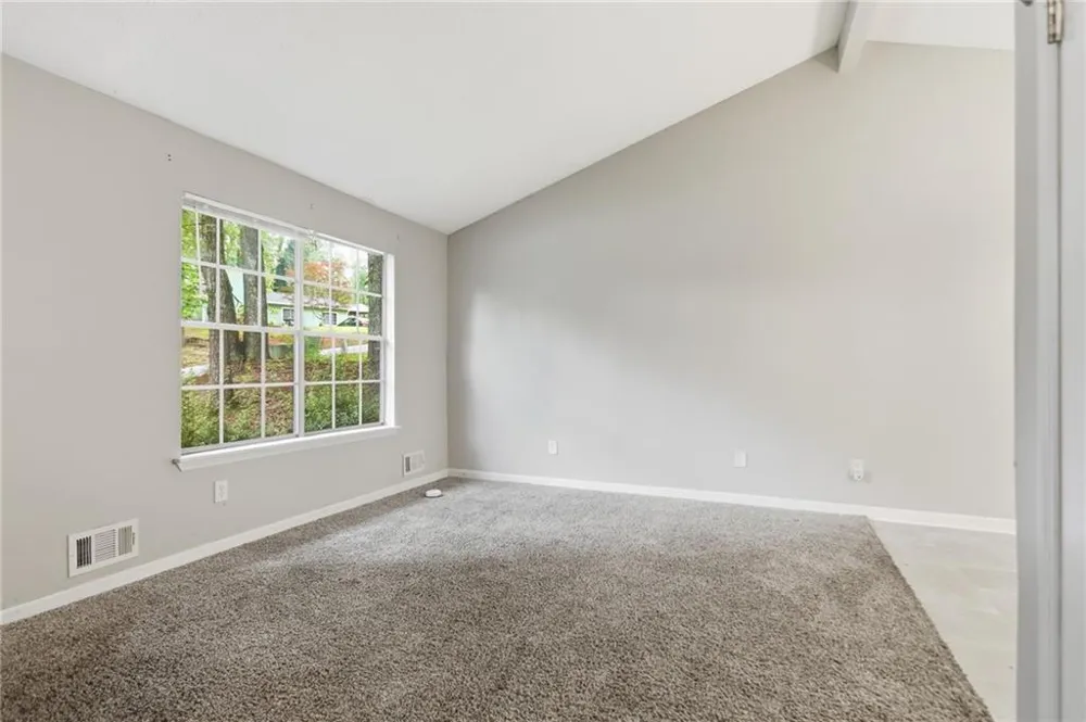 5516 Liberty Road Union City, GA 30291