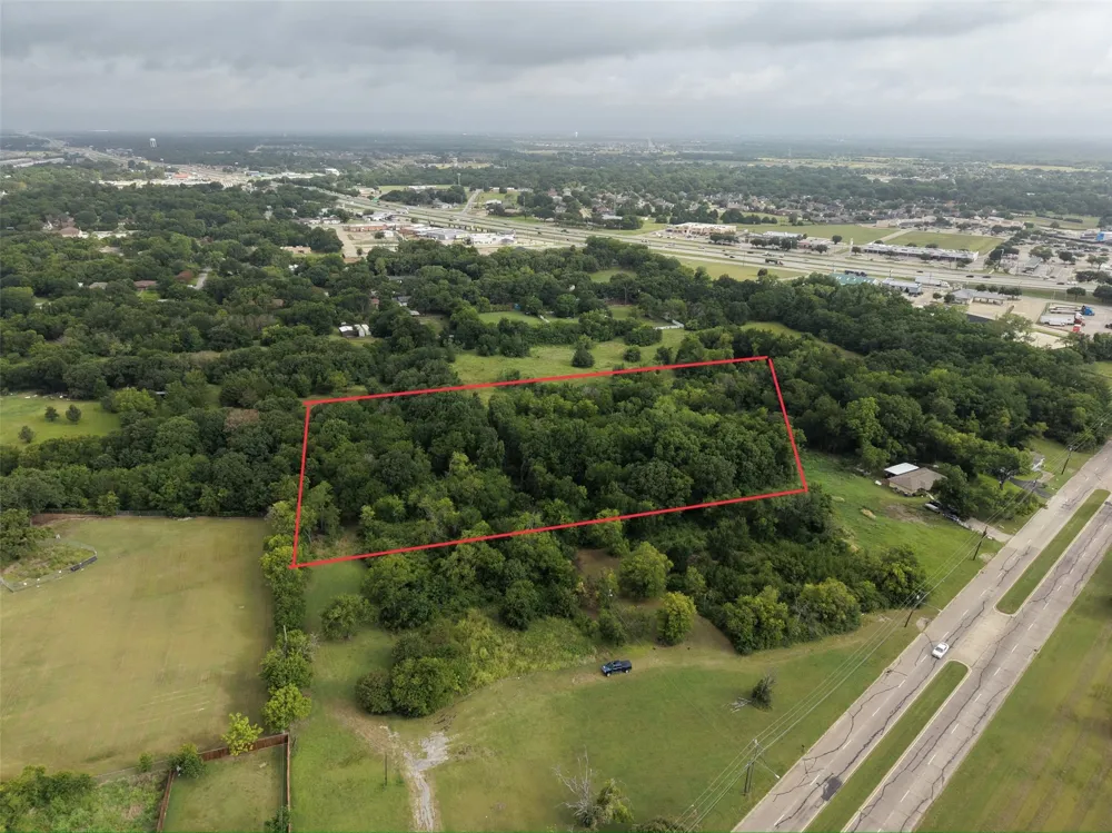 408 fly Street Seagoville, TX 75159