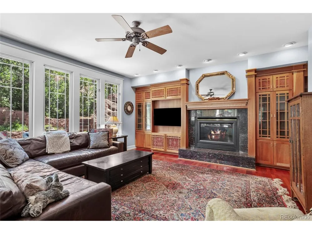 6369 Apache Drive Larkspur, CO 80118