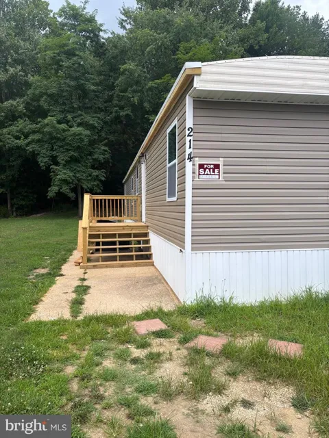 214 JAGUAR DRIVE