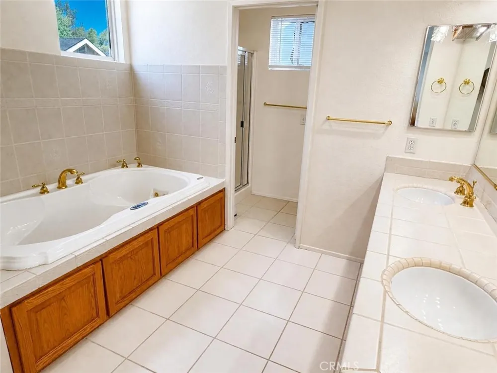 108 Citrus Ranch San Dimas, CA 91773